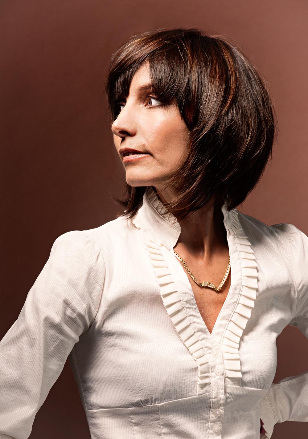 Forty Plus 6 – fransiger Bob mit Undercut — Bild 3