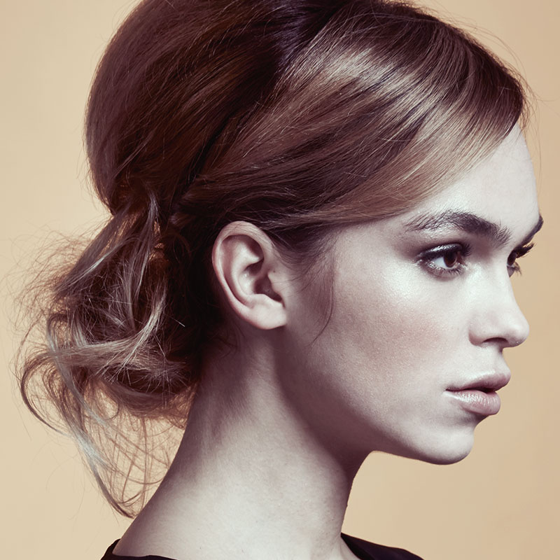 60er-Look modern interpretiert – Updo — Bild 1