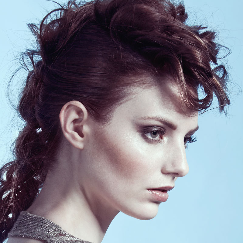 Geflochtene Ponytails ohne Toupage stecken — Bild 2