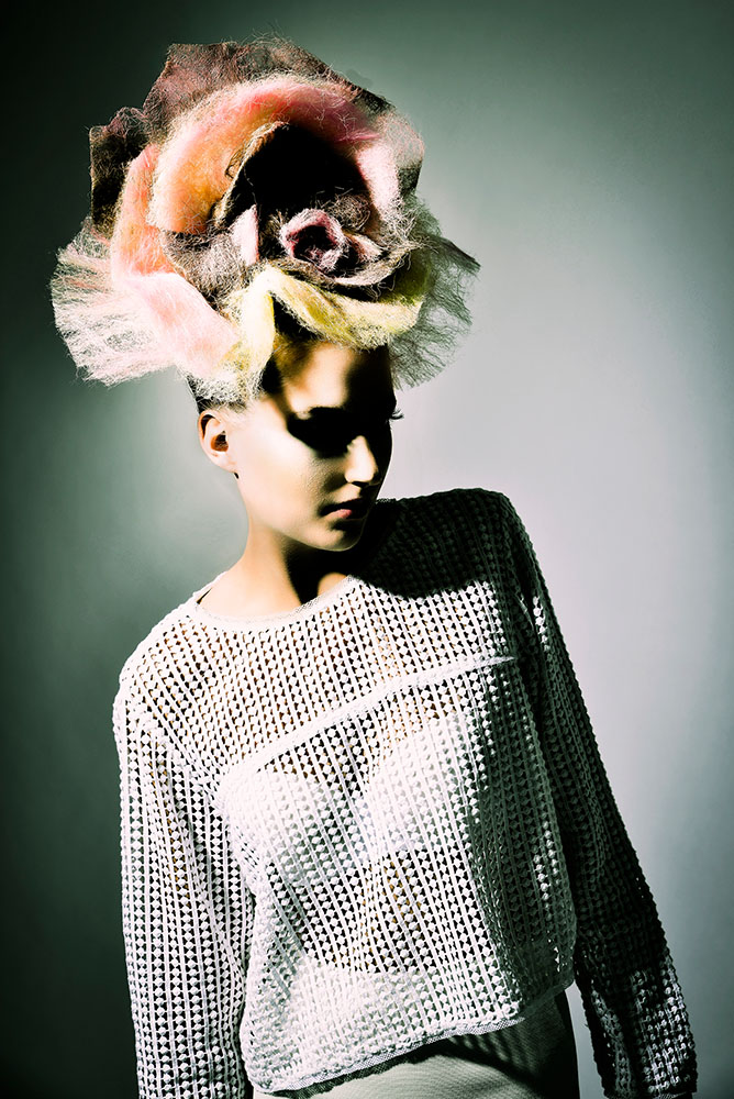 Hair Flowers 1 – Avantgarde-Styling mit Haarteilen — Bild 1